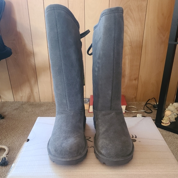 Bearpaw Pylly Boots - Picture 2 of 3